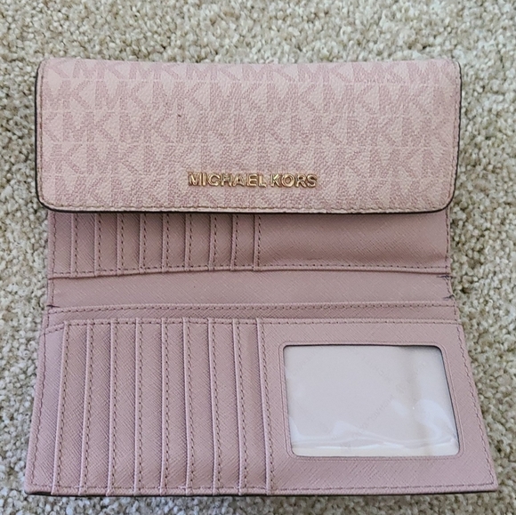 Authentic MK Wallet - Picture 2 of 3